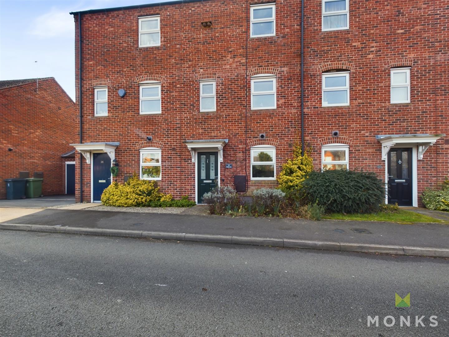 18 Wilfred Owen Close, Shrewsbury, SY2 5BY For Sale